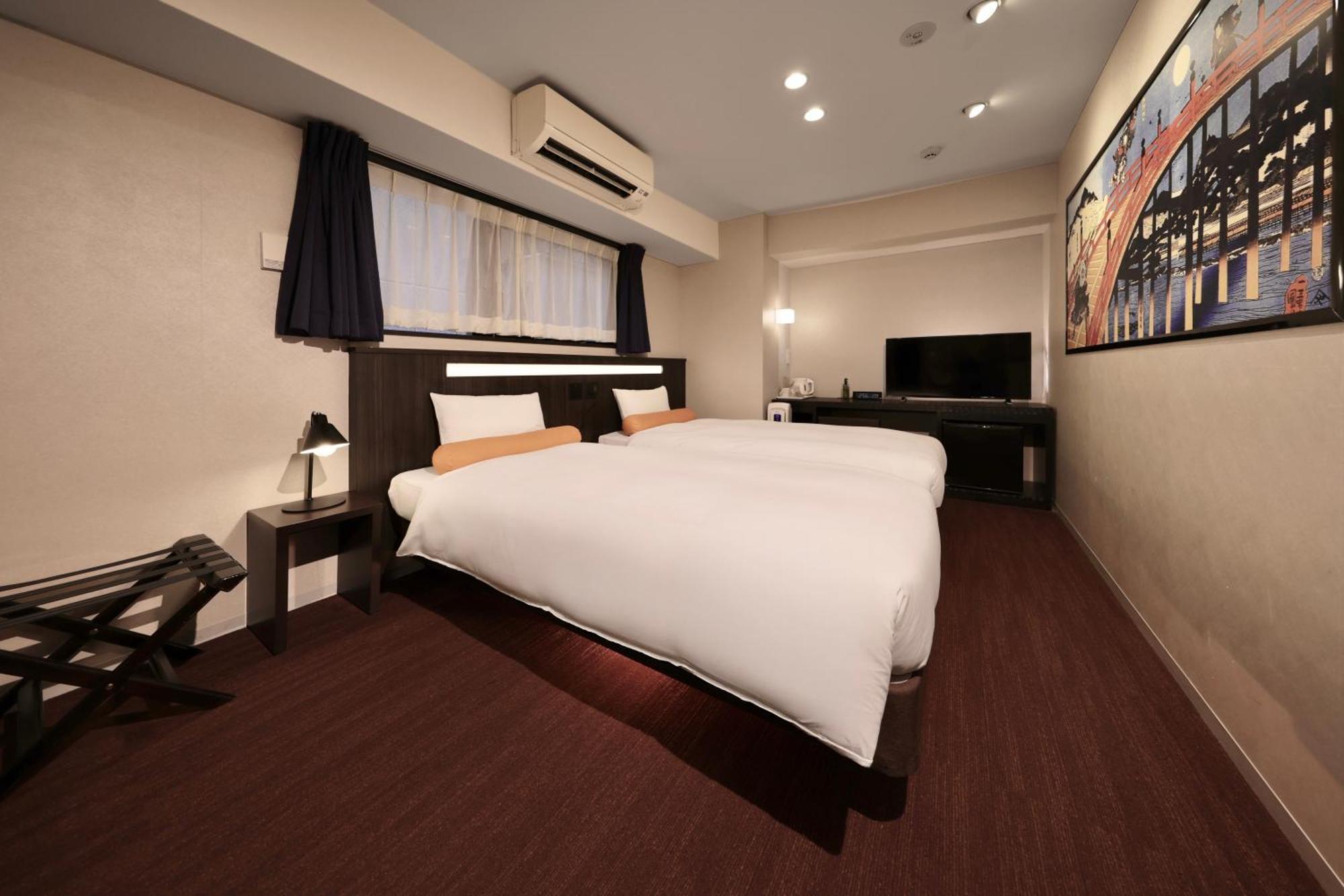 Kuromon Crystal Hotel Osaka Exterior photo